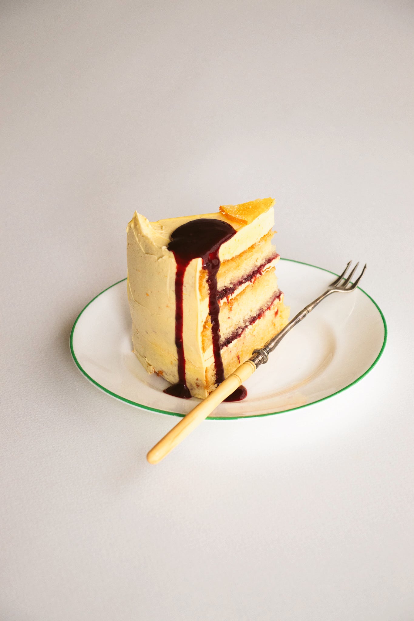 Seasonal Cake: Olive Oil, Orange & Blackberry Cake