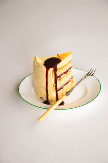Seasonal Cake: Olive Oil, Orange & Blackberry Cake